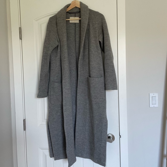COPY - Babaton the Group , Aritzia Gornick Coat / Jacket 100% merino wool sz XS - Picture 5 of 9